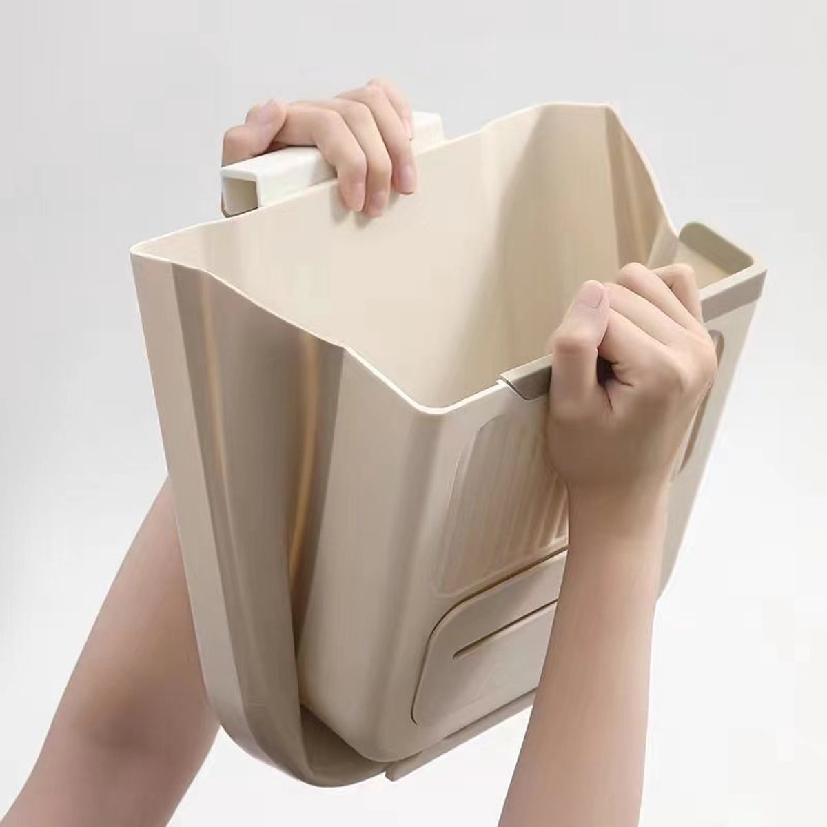 Waste Bin - Hanging Waste Bin - Foldable Waste Bin - Capacity: 7 Liters - Space-Saving Design - Suitable for Kitchens, Cabinet Doors, Bathrooms, Campers, Cars and Camping (Gray)