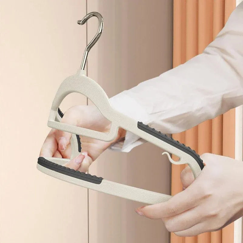 30-Piece Grey and White Non-Slip Clothes Hanger Set