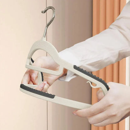 30-Piece Grey and White Non-Slip Clothes Hanger Set